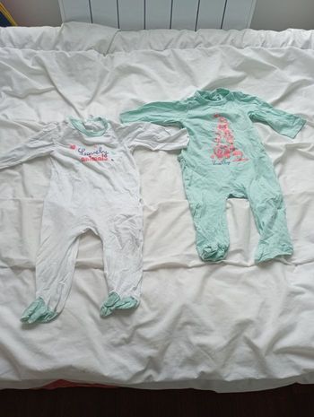 Lot 2 pijamas été 74 cm 5€