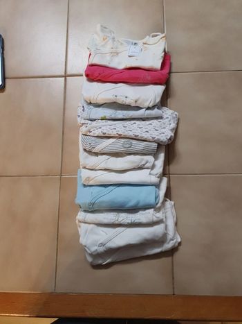 Lot de 12 bodys ML 1 mois