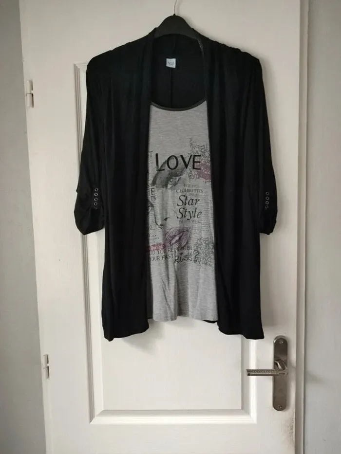 Gilet + tee shirt attaché taille L