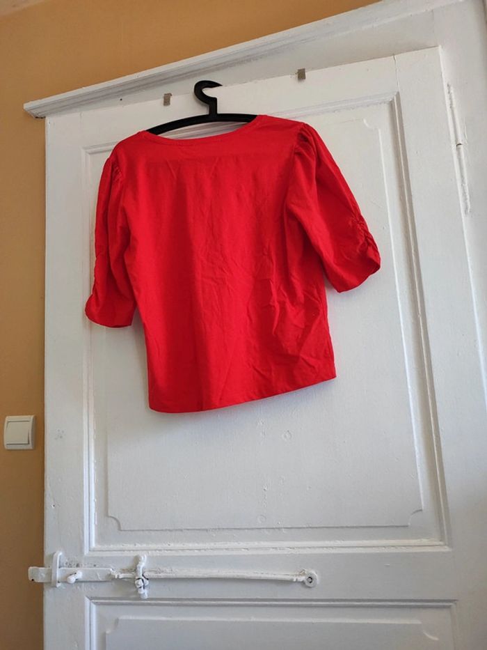 Petit haut rouge - photo numéro 4