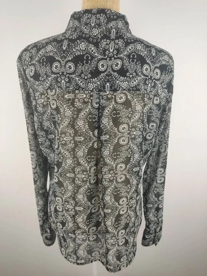 Chemise boutonnée manches longues transparente motif paisley noir et blanc taille XL DDP - photo numéro 2