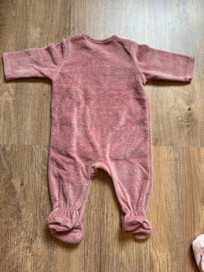 Lot 2 pyjamas velours 3 mois - photo numéro 3