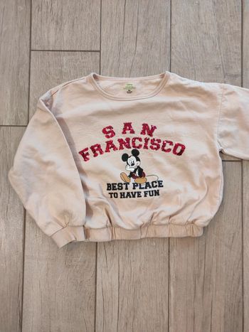Pull court Mickey taille 8 ans