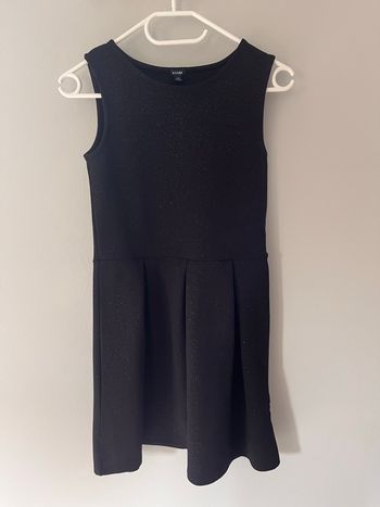 Robe noire scintillante 