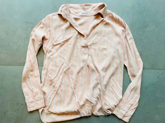 Chemise blouse rose poudré et rayée - photo numéro 4