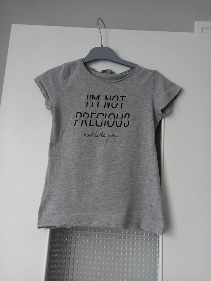 Tee shirt gris taille 12 ans