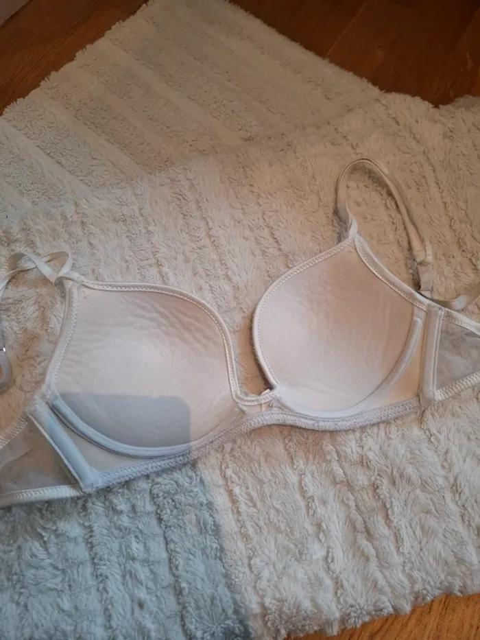 Soutien gorge Intimissimi 85B - photo numéro 3