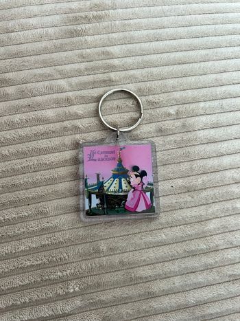 Porte clés Disneyland Minnie Le Carrousel de Lancelot