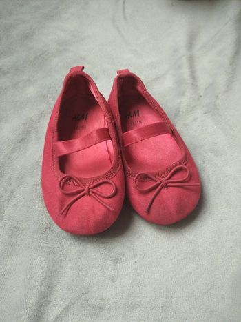 Chaussures rouges avec nœud Fille H&M taille 18/19