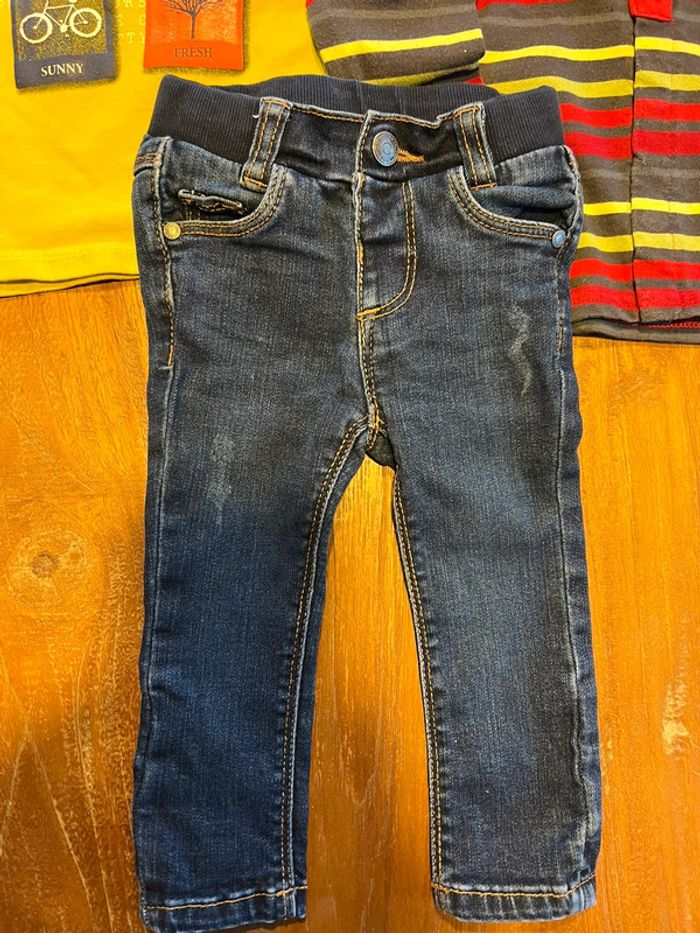 Lot jean t-shirt polo 6 mois - photo numéro 2