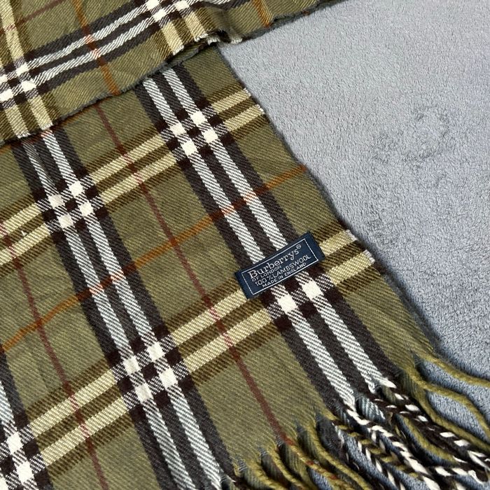 Écharpe Burberry - photo numéro 2