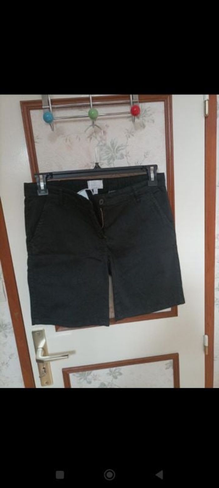 Short 40
