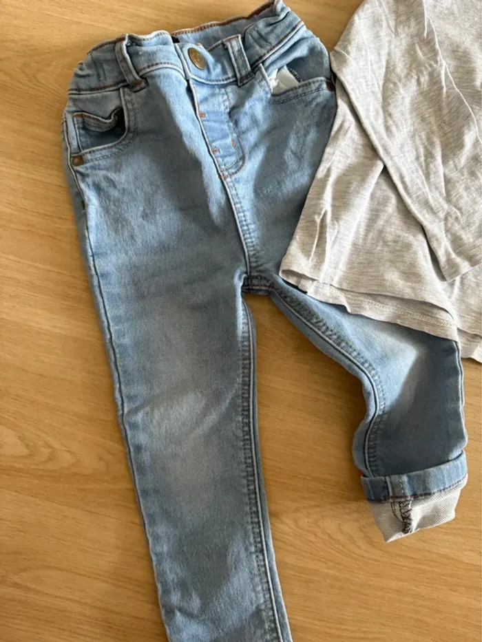 Ensemble T-shirt manches longues gris et jean bleu - 24 mois - photo numéro 2