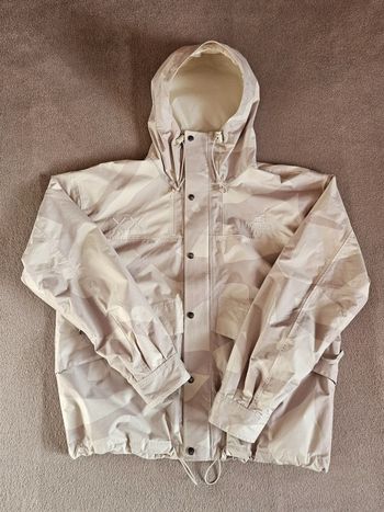 The North Face × KAWS Retro 1986 Mountain Jacket Moonlight Ivory Beige XL