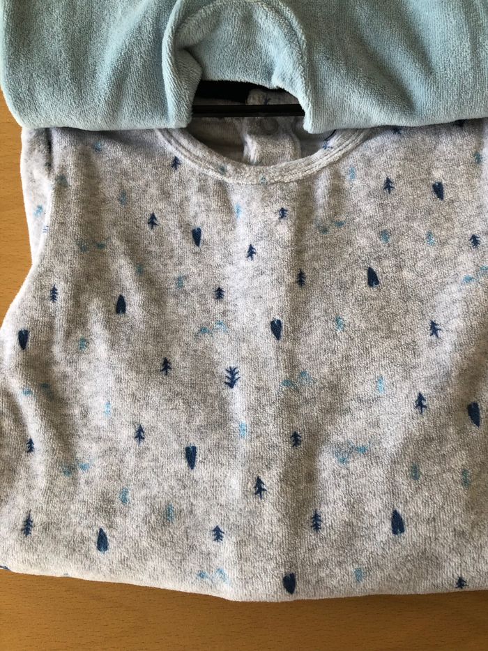 lot de deux pyjamas en velours garcon 18 mois - photo numéro 2