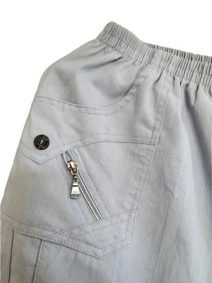 Pantacourt gris perle parfait รฉtat - photo numรฉro 4