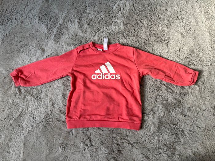 Pull adidas 12-18 mois