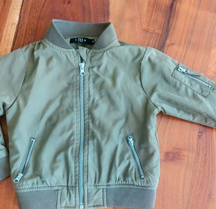 Lot de vestes 3 ans - photo numéro 2