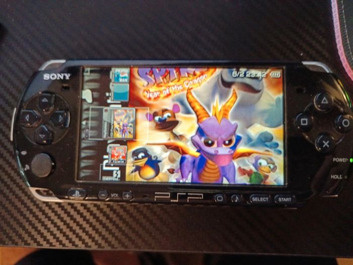 Cartes mémoire micro SD 64go pour PSP vendu flash avec 50 jeux PSP près à jouer - photo numéro 4