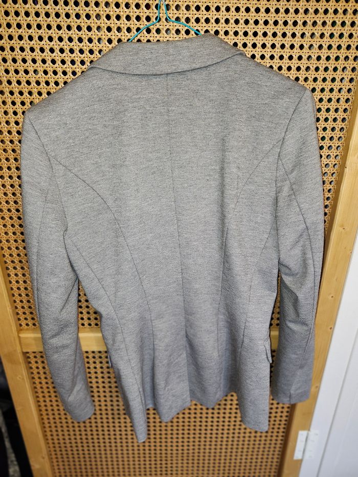 Veste h et m - photo numéro 2