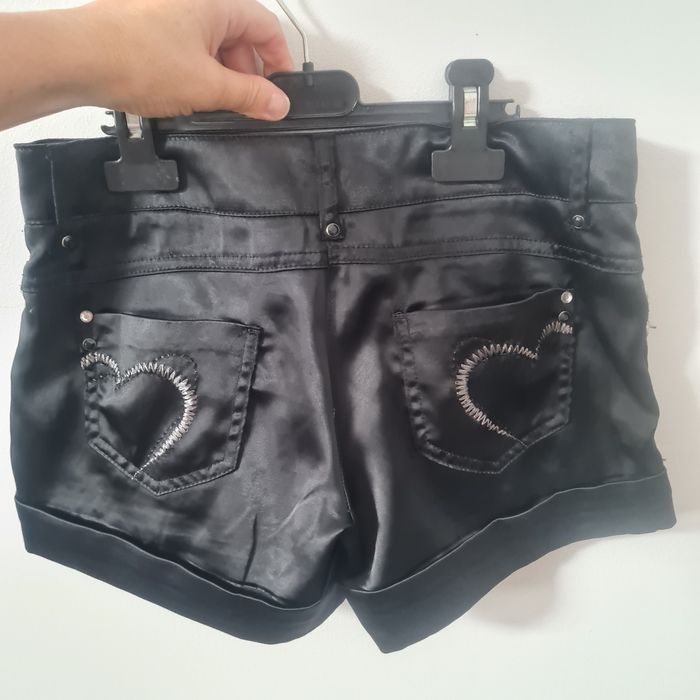 Short noir satiné jennyfer - photo numéro 6