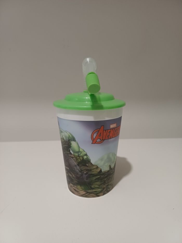 Verre paille avec couvercle Avengers MARVEL - photo numéro 2
