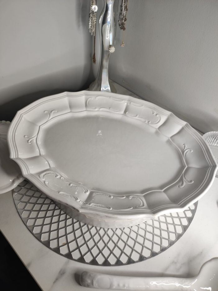 Soupière blanche en porcelaine - photo numéro 6