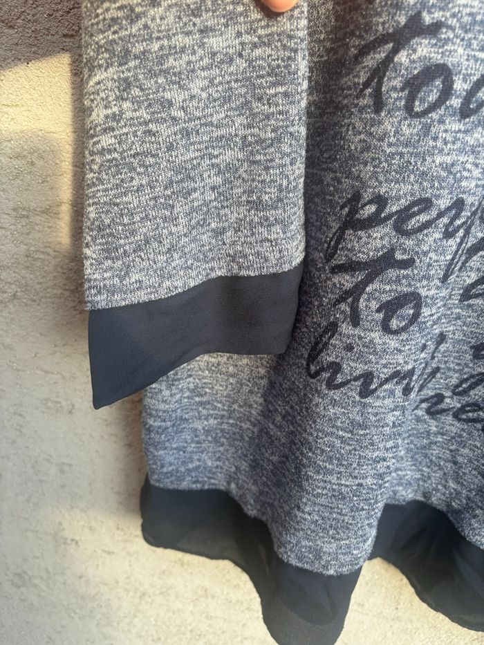 Haut gris manche 3/4 - photo numéro 4