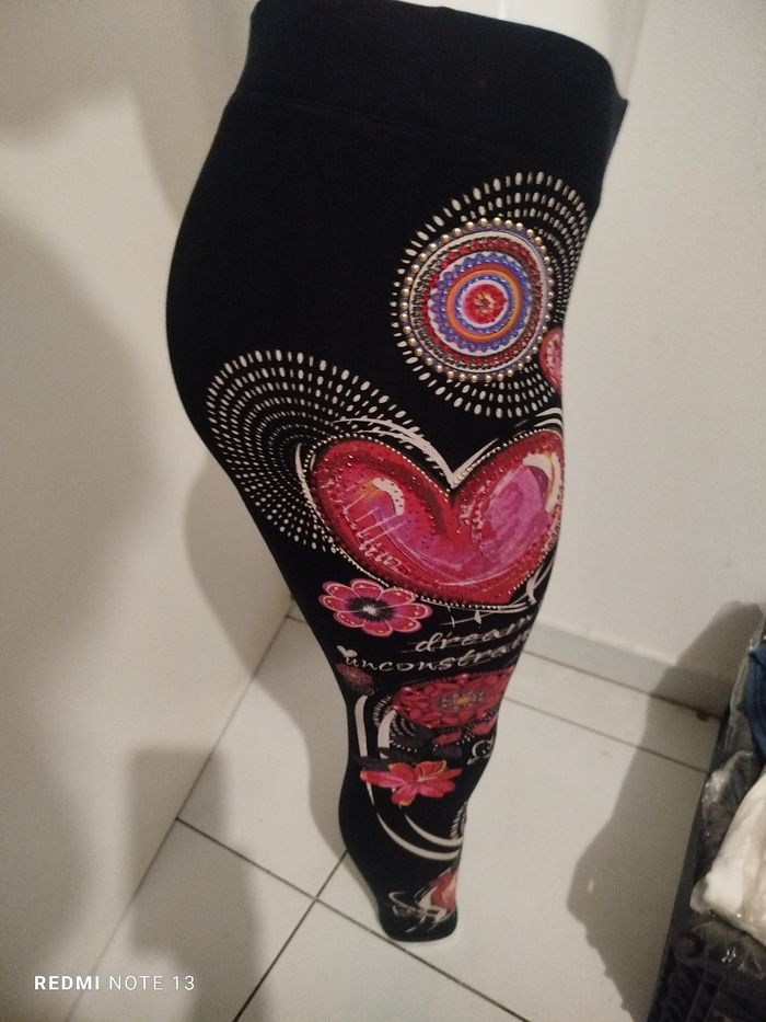 #kytieMfemme. Legging taille M - photo numéro 2