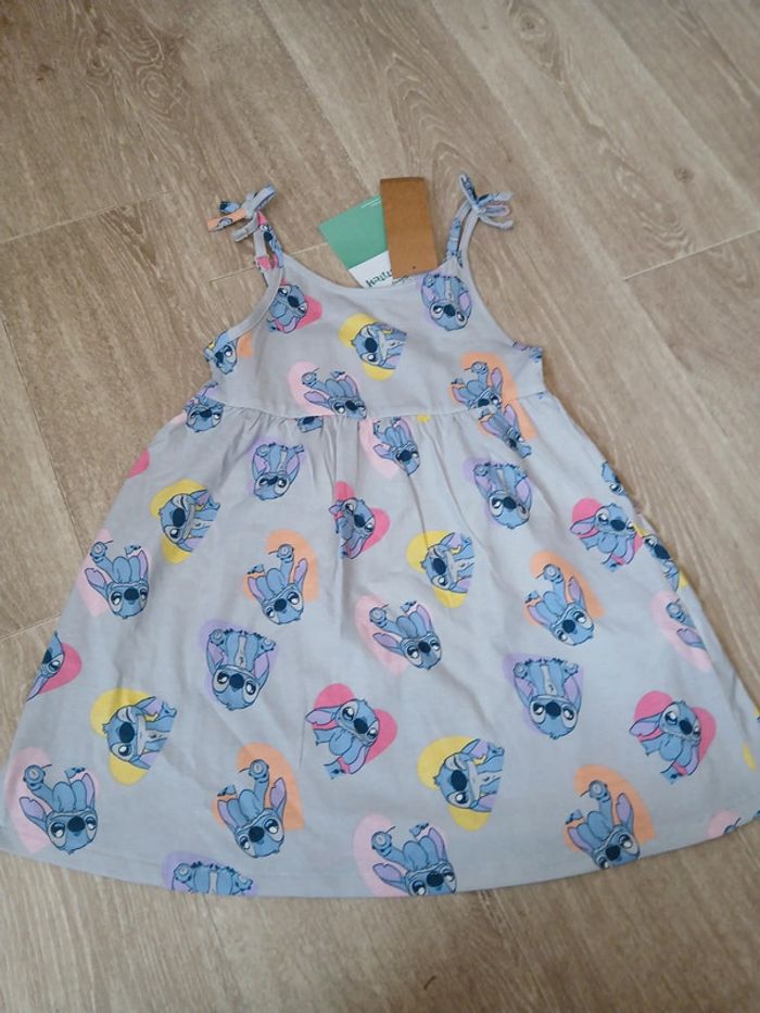 Robe neuve Stitch 5 ans