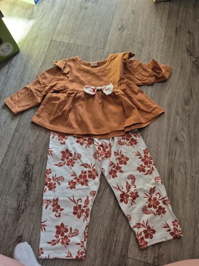 Lot vêtements 12mois - photo numéro 5