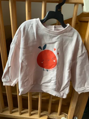 Sweat-shirt pull pomme Kiabi 24m