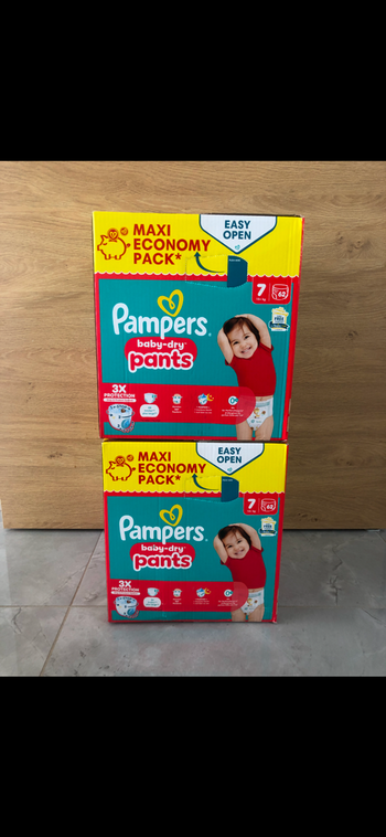 lot 2 cartons pampers pants taille 7 