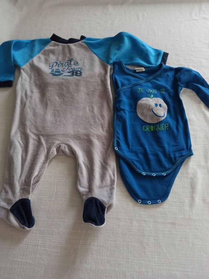 Lot vêtements garçon 6 mois - photo numéro 2