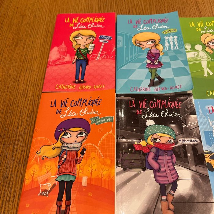 Lot 11 livres «  La vie Compliquée de Léa Olivier » - photo numéro 2