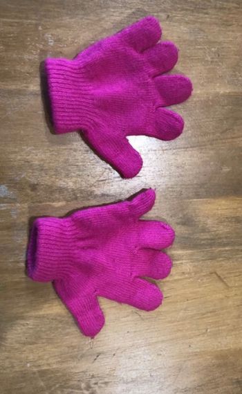 Gants rose foncé