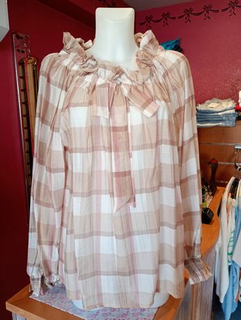 Blouse légère taille 36/44