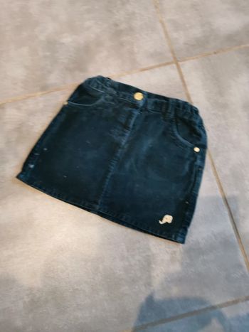 Jolie jupe velours vert émeraude taille 4 ans