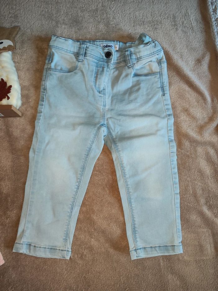 Lot de 2 pantacourts neufs 5 ans - photo numéro 2