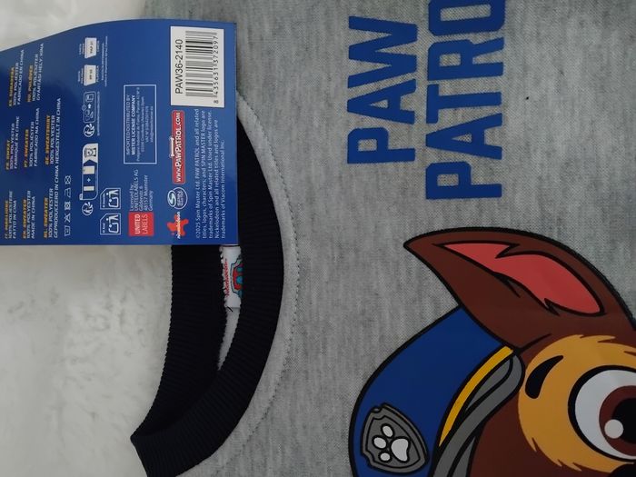 Sweat paw patrol, neuf avec étiquettes, taille 5 ans - photo numéro 5