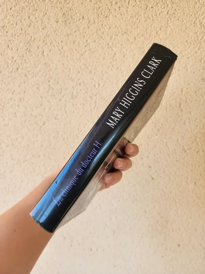 Livre broché "la clinique du docteur H." de Mary Higgins Clark - photo numéro 3