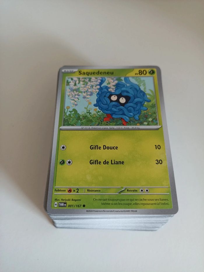 Lot 99 cartes Pokémon EV6 - photo numéro 2