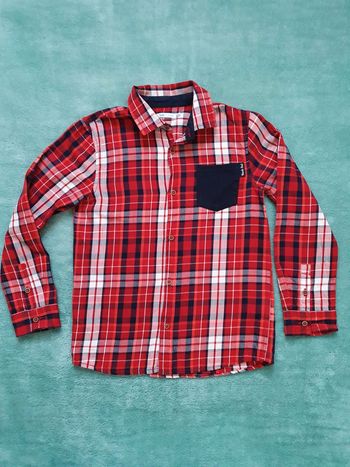 Tres jolie chemise 10 ans