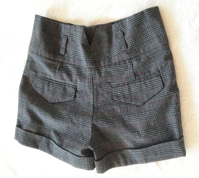 Short gris 9 ans - photo numéro 2
