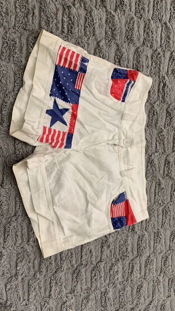 Short blanc taillé 38