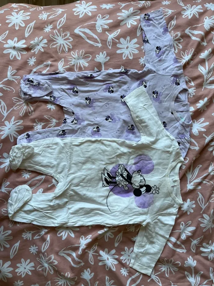 Lot de 2 pyjamas fins Disney baby 6 mois