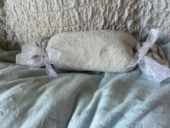 Coussin Angel et Gladys