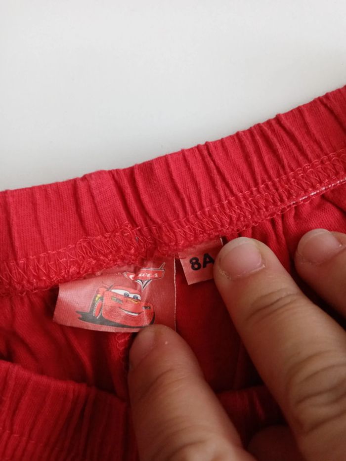 Short rouge T 8 ans - photo numéro 2