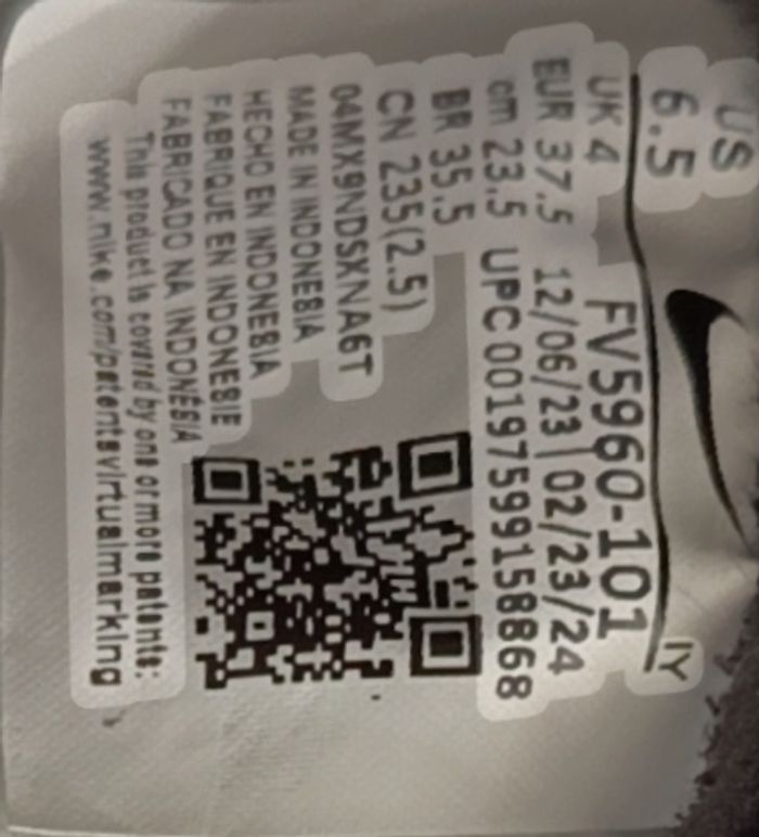 Basket Nike taille 37.5 - photo numéro 7