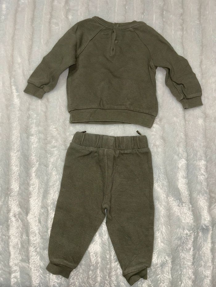 Ensemble jogging kaki - photo numéro 3